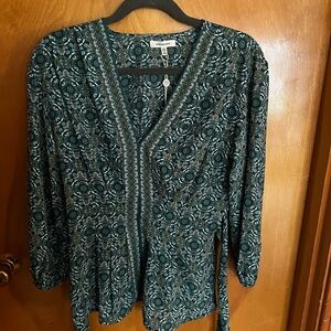 NWT Max Studio blouse